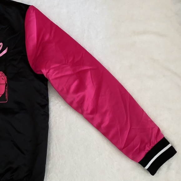 Barbie | LE Patch Logo Car Graphic Satin Bomber Jacket Black/Pink (XL 14-16) - Picture 15 of 16